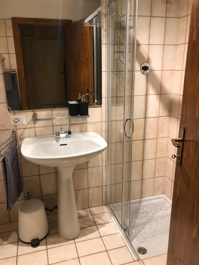 Apartament Le Volpi Marilleva 1400 Mezzana  Zewnętrze zdjęcie